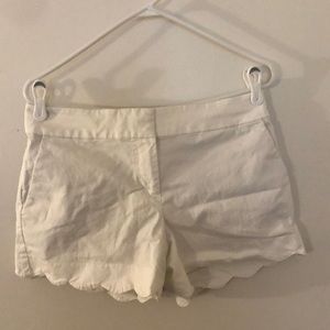 LOFT The Rivera Scalloped Shorts - 4” white
